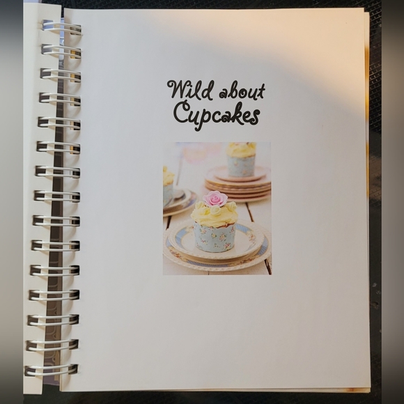 Wild About Cupcakes Cookbook - Picture 2 of 9